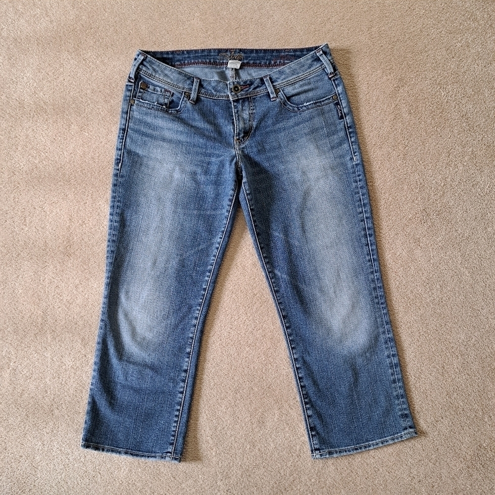 Silver Jeans Aiko Crop Women's 30 Blue Denim Capri Pants Mid Wash 90s Y2K